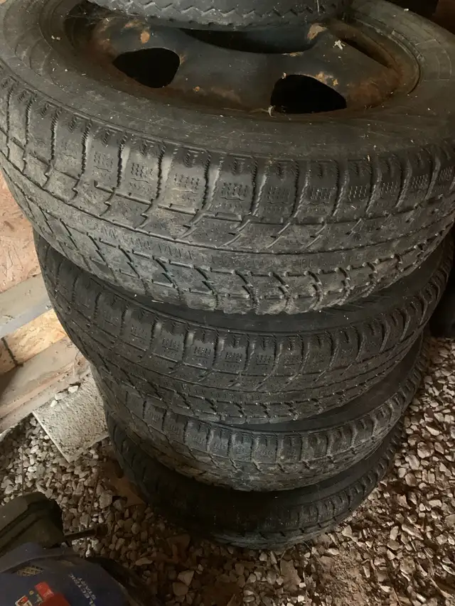 Winter rims & tires in Tires & Rims in Petawawa - Image 2