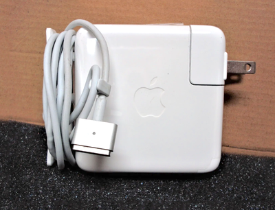 45 Watt OEM Official Genuine Apple Macbook Air Laptop AC Charging Cable Adapter 《 Rubber cable had a...