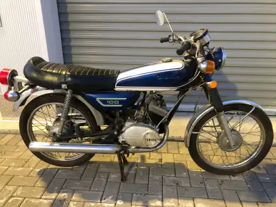 IF YOU SEE THIS AD MY MOTORCYCLE IS STILL FOR SALE I WILL ONLY ANSWER BY PHONE IF YOU SEND YOUR PHON...