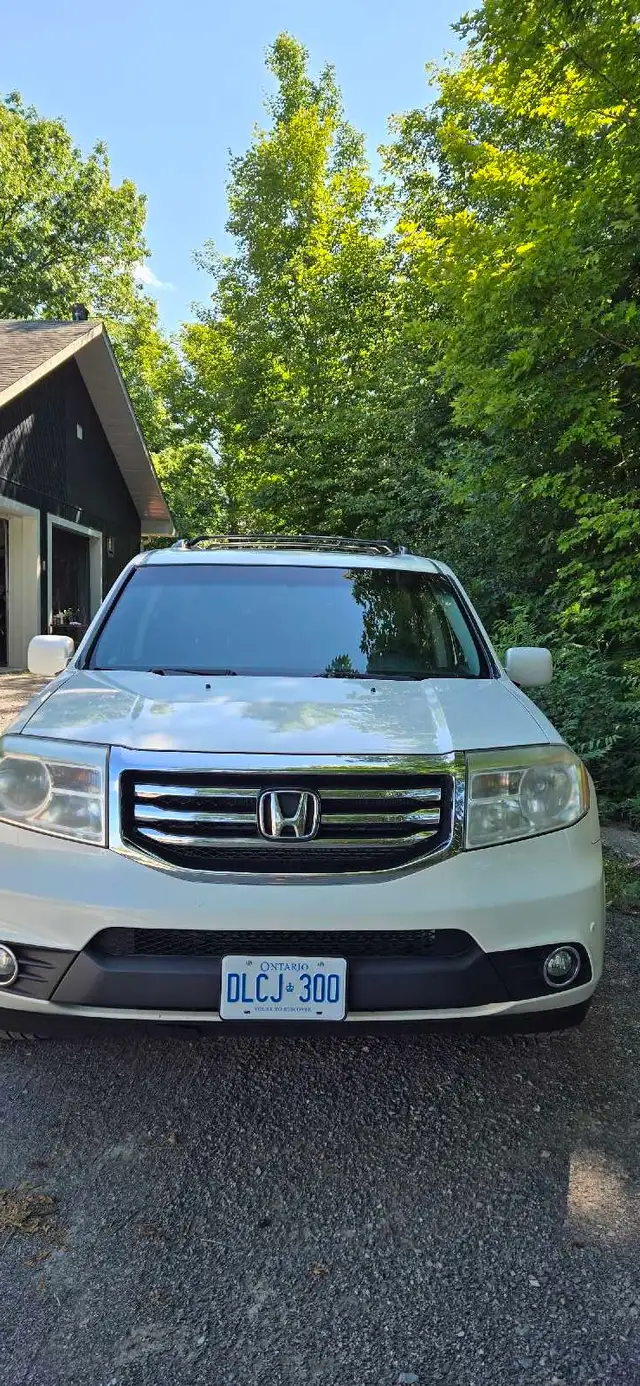 2015 Honda Pilot Touring 4WD Safetied 