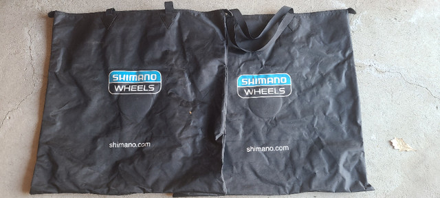 Bicycle wheel bags for sale. in Frames & Parts in Oshawa / Durham Region - Image 3