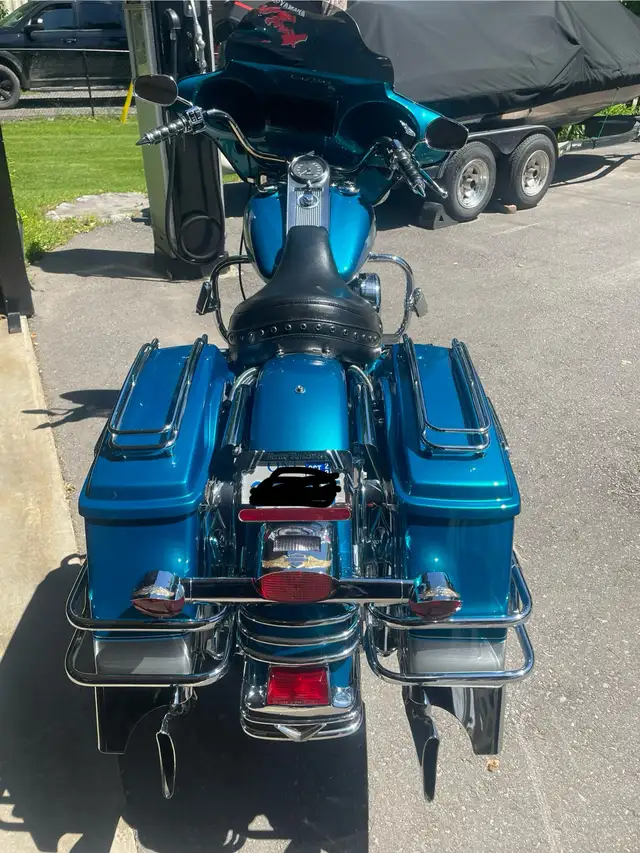 1995 ROAD KING in Street, Cruisers & Choppers in Trenton - Image 3