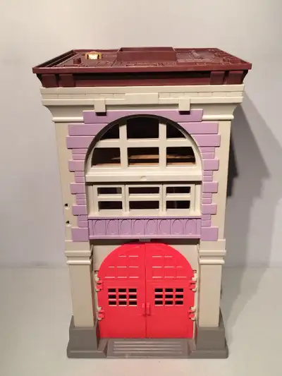 As pictured Missing top part to containment unit No ooze