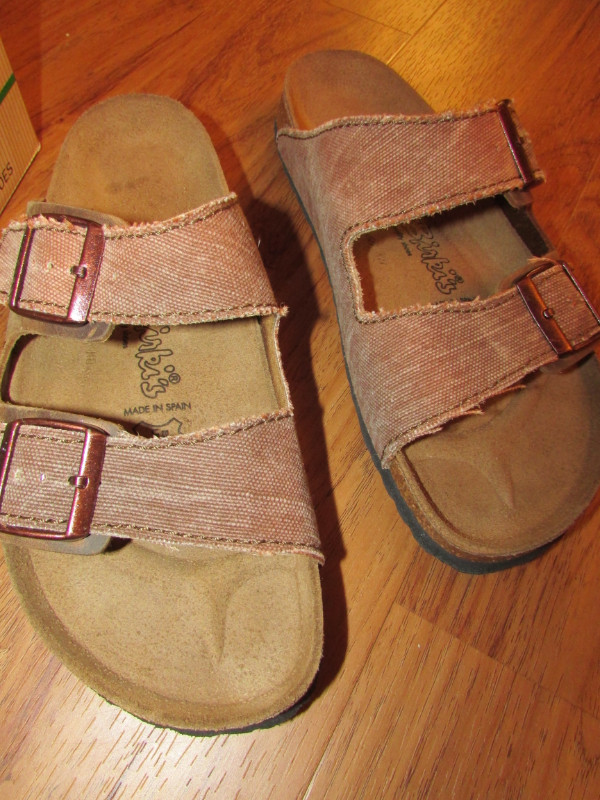 SALE! Birkenstock Arizona two strap sandals, brand new in Women's - Shoes in City of Halifax - Image 2
