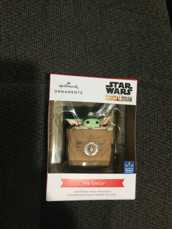 STAR WARS:  THE MANDALORIAN  THE CHILD  BABY YODA GROGU ORNAMENT in Toys & Games in Thunder Bay - Image 3