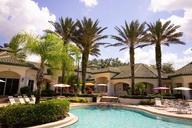 Vacation condo poolside near Disney in Florida
