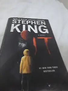IT by STEPHEN KING in Fiction in Kitchener / Waterloo - Image 2