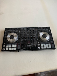 Pioneer DDJ-SX DJ board