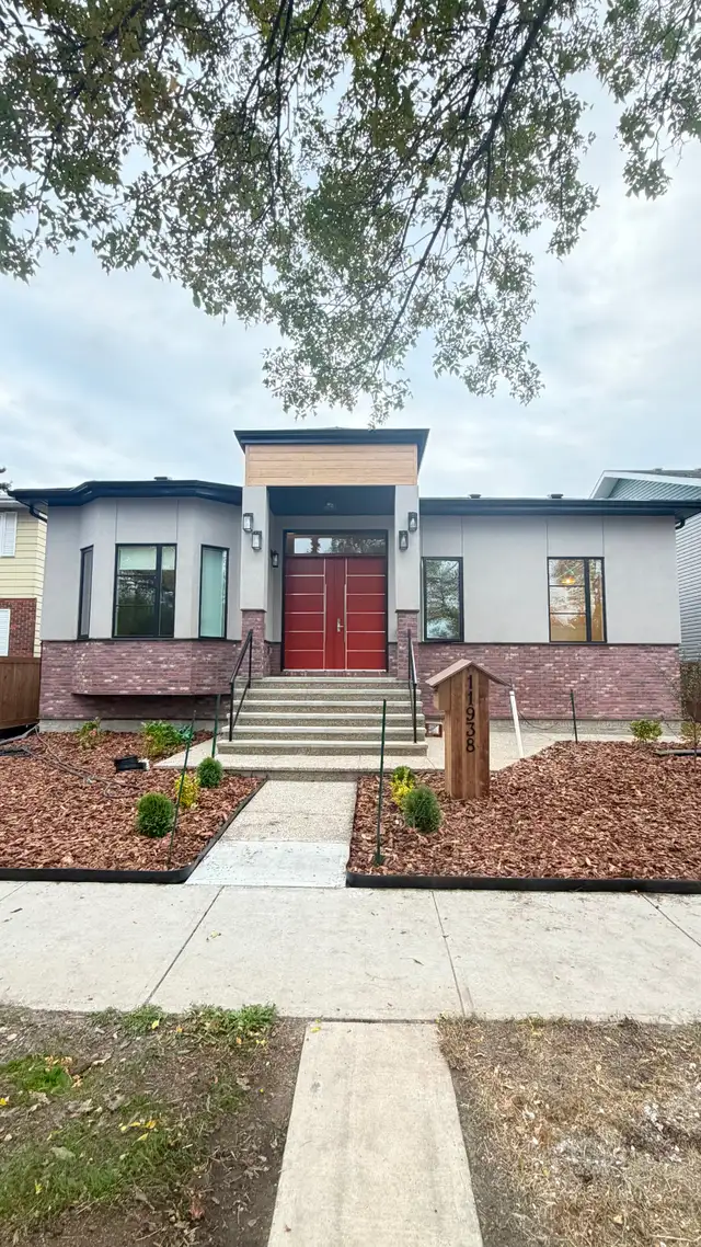 Beautiful 2 Bedroom Basement Apartment- ALL Utilities Included