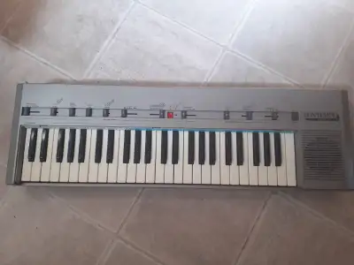 Vintage Bontempi Master X 401 - Electronic Organ piano keyboard, View more