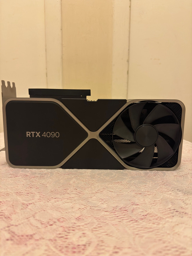 NVIDIA GeForce RTX 4090 24GB & AMD RADEON RX 7900 XTX SAPPHIRE in Desktop Computers in Mississauga / Peel Region - Image 3