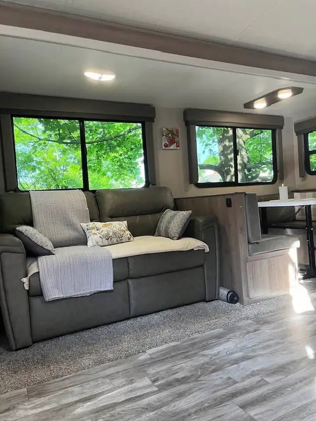 Roulotte Grand Design Imagine. in RVs & Motorhomes in Québec City - Image 3