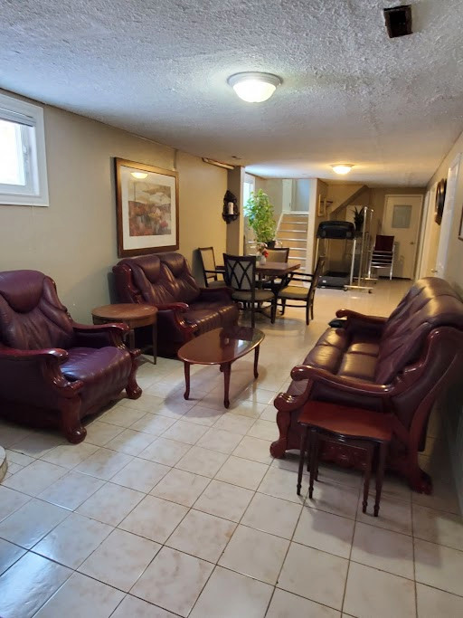 *SHARED BASEMENT ROOM NEAR HUMBER COLLAGE (ONLY GIRLS)* in Room Rentals & Roommates in Mississauga / Peel Region - Image 2