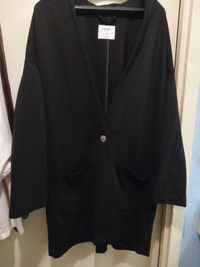 Ladies  black  xl dressy jacket  ,size xl, can fit bigger 