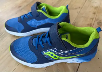 NEW Saucony  Sneakers / Espadrilles / Big Kids Youth Size youth6, View more