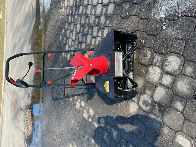 SOUFFLEUSE ÉLECTRIQUE 13.5AMP in Lawnmowers & Leaf Blowers in Longueuil / South Shore - Image 6