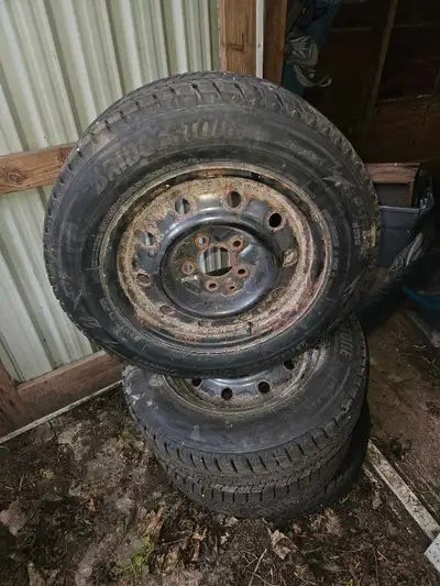 These Bridgestone 195/65R15 winter tires are available for purchase and come mounted on steel rims,...