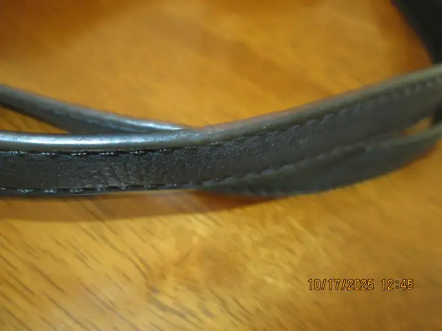 AMERICAN  LEATHER CO, Black Leather Purse in Women's - Bags & Wallets in Kingston - Image 6