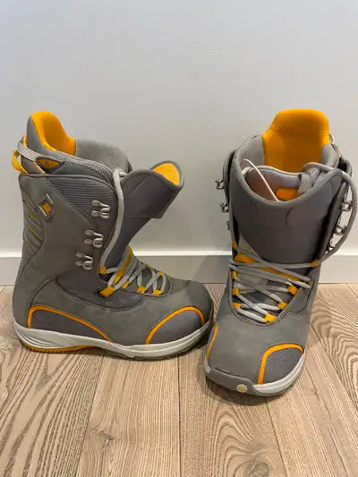 Men's Burton Driver Snowboard Boots Very Good Condition Size 9, View more