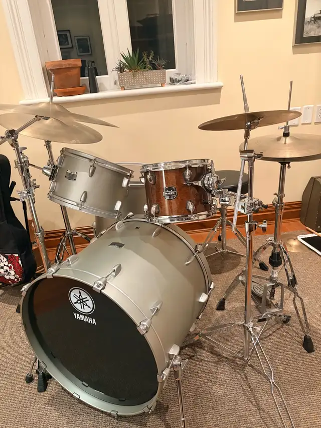 Yamaha Rock Tour drum kit in Drums & Percussion in Oshawa / Durham Region - Image 3