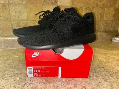 Nike Roshe One Men's Shoes Size 11.5, View more