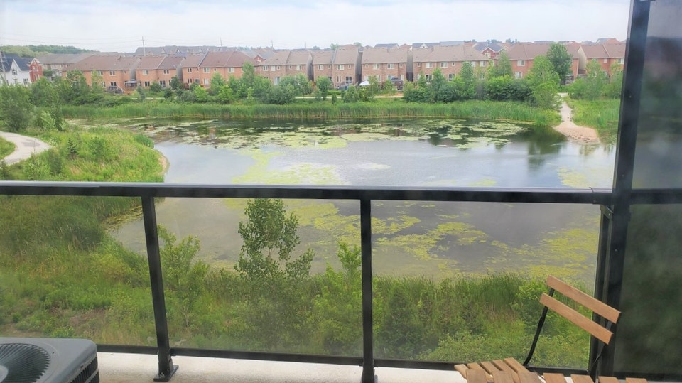 Beautiful 2-Bedroom Condo with Spectacular Pond View – Milton 3