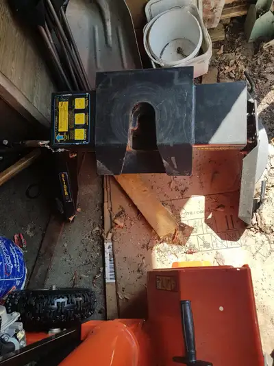 16,000 lb. Highjacker 5th wheel hitch, no rails. $100 Text only 306-250-9992