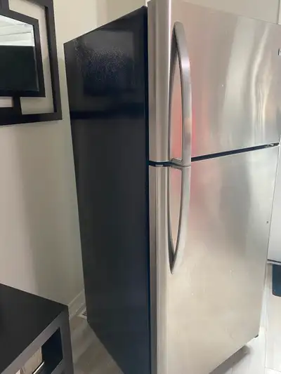Selling a fridge, View more