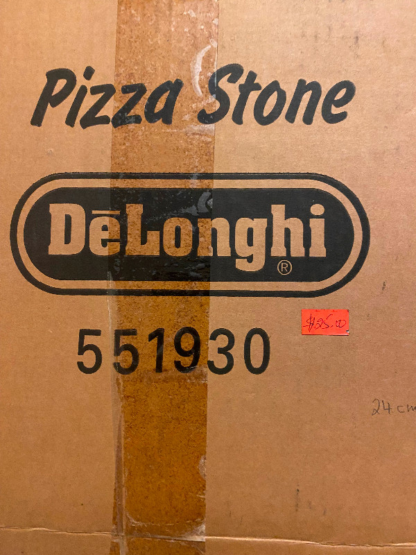 Delonghi Pizza Stone 551930 in Other in Mississauga / Peel Region - Image 4