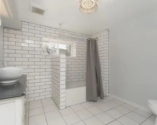 Waterfront home for rent in Long Term Rentals in Ottawa - Image 15