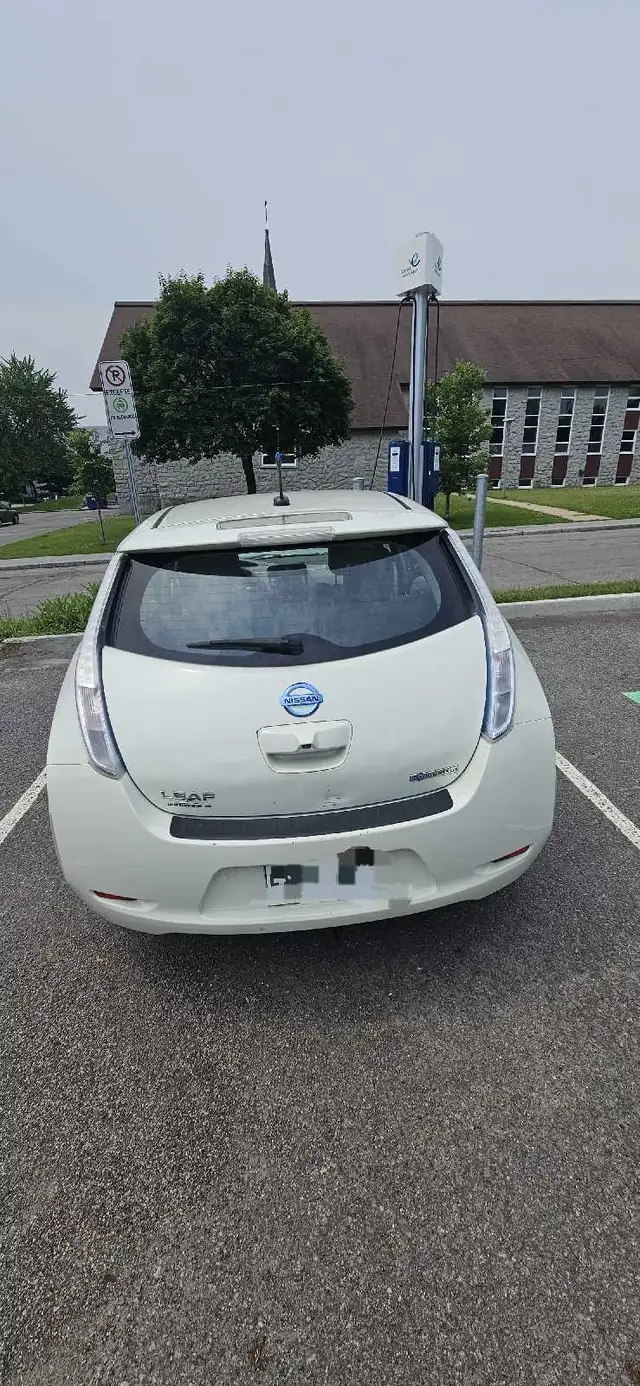 2011 Nissan Leaf497220203410237445