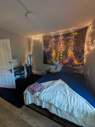 room for rent FOR JULY AND AUGUST ONLY