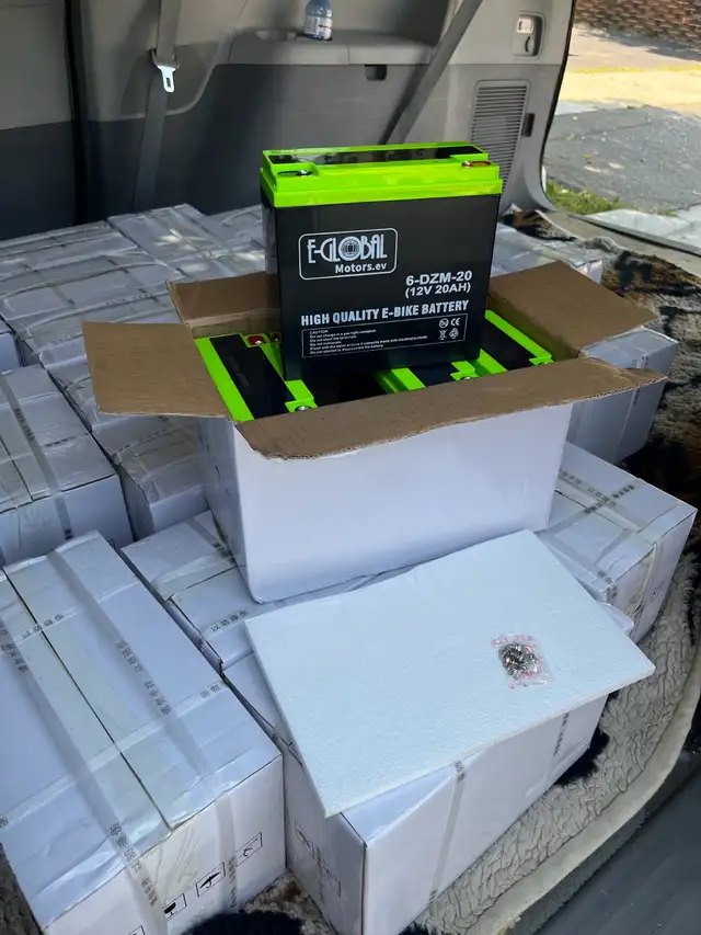 Electric Bike Battery! Emmo/Daymak/ Moto. Scooters! 12v 20ah in eBike in Mississauga / Peel Region - Image 6