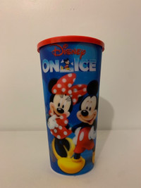 WALT DISNEY - DISNEY ON ICE  - GRAND GOBELET AVEC COUVERCLE