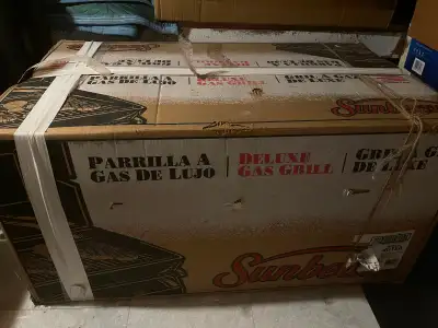 NEW CLASSIC MADE IN USA Sunbeam Deluxe Gas Grill, View more