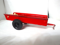 VINTAGE ERTL MANURE SPREADER