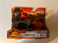 Jurassic World  Dinosaur Toy Extreme Damage PYRORAPTOR  New