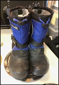Sz 1 Boys Winter Boots Thinsulate $15