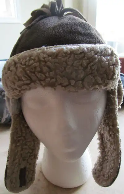 GAP winter hat for kids, Aviator ear flaps, M/L 4-5 years, View more