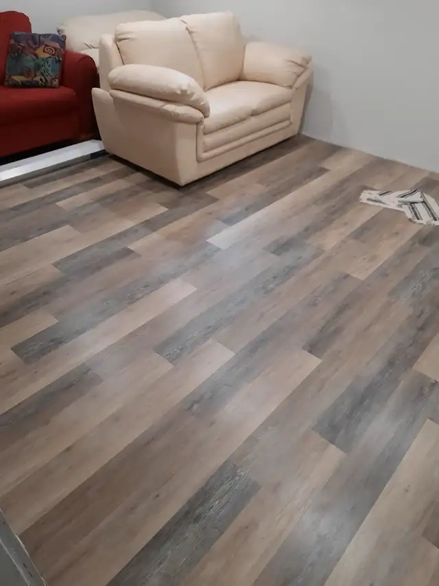 Flooring installer