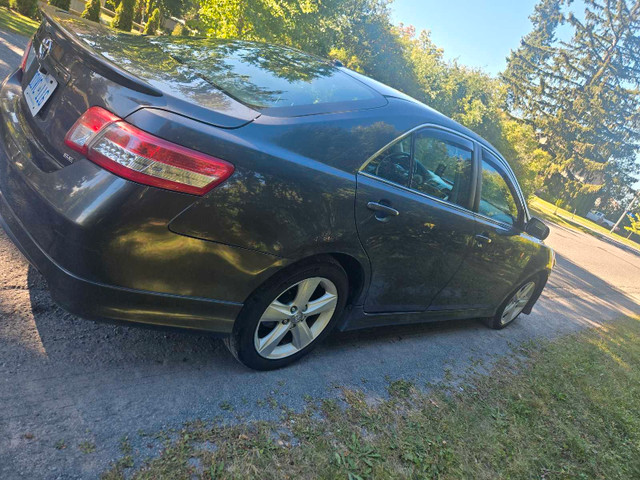 Toyota camry 2011 in Cars & Trucks in Ottawa - Image 3