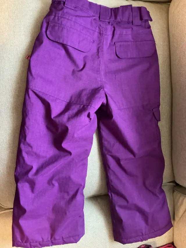Set: Winter Jacket and Snow Pants, Size 5 in Kids & Youth in Edmonton - Image 8