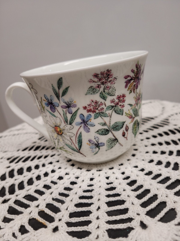 Herbs & Spice Floral Mug in Arts & Collectibles in Dartmouth - Image 2