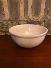 Medicine Hat Potteries Pottery #10 Ivory White MIXING BOWL