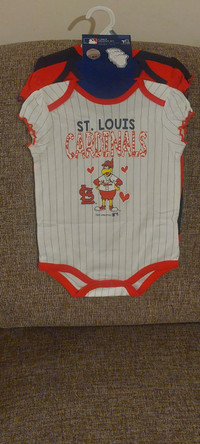 3 pack St. Louis Cardinals baby onesiesNew w/ tags12-18 mths$20