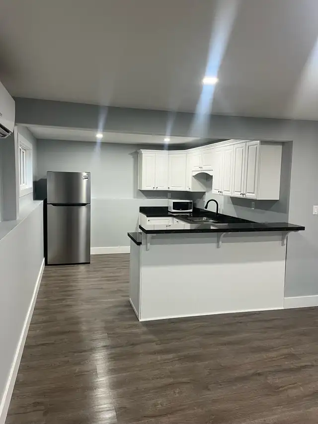 2 Bedroom 1 Bathroom Apartment in Long Term Rentals in Charlottetown - Image 5