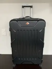 28” Hardside Expandable Spinner Luggage