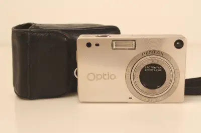 Pentax Optio S4 4.2 Megapixel Digital Camera READ, View more