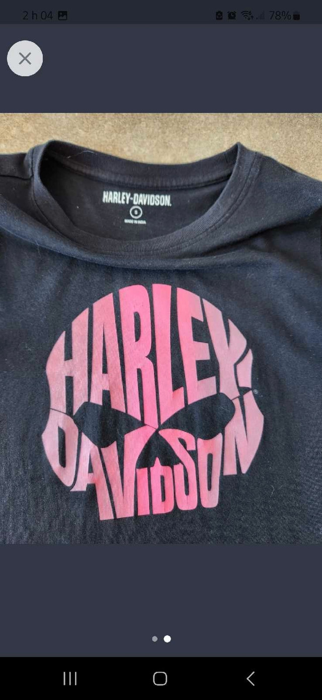 T-shirt Harley femme dans Femmes - Hauts et vêtements d'extérieur  à Saguenay - Image 2