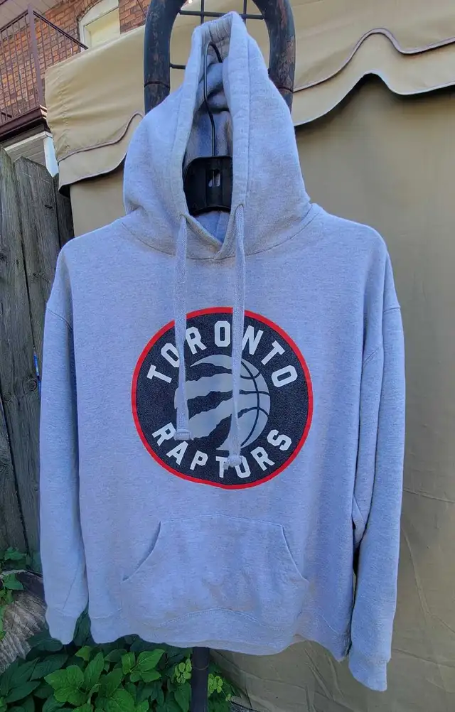 NBA Toronto Raptors Hoodie size large  in Men's in Windsor Region - Image 2